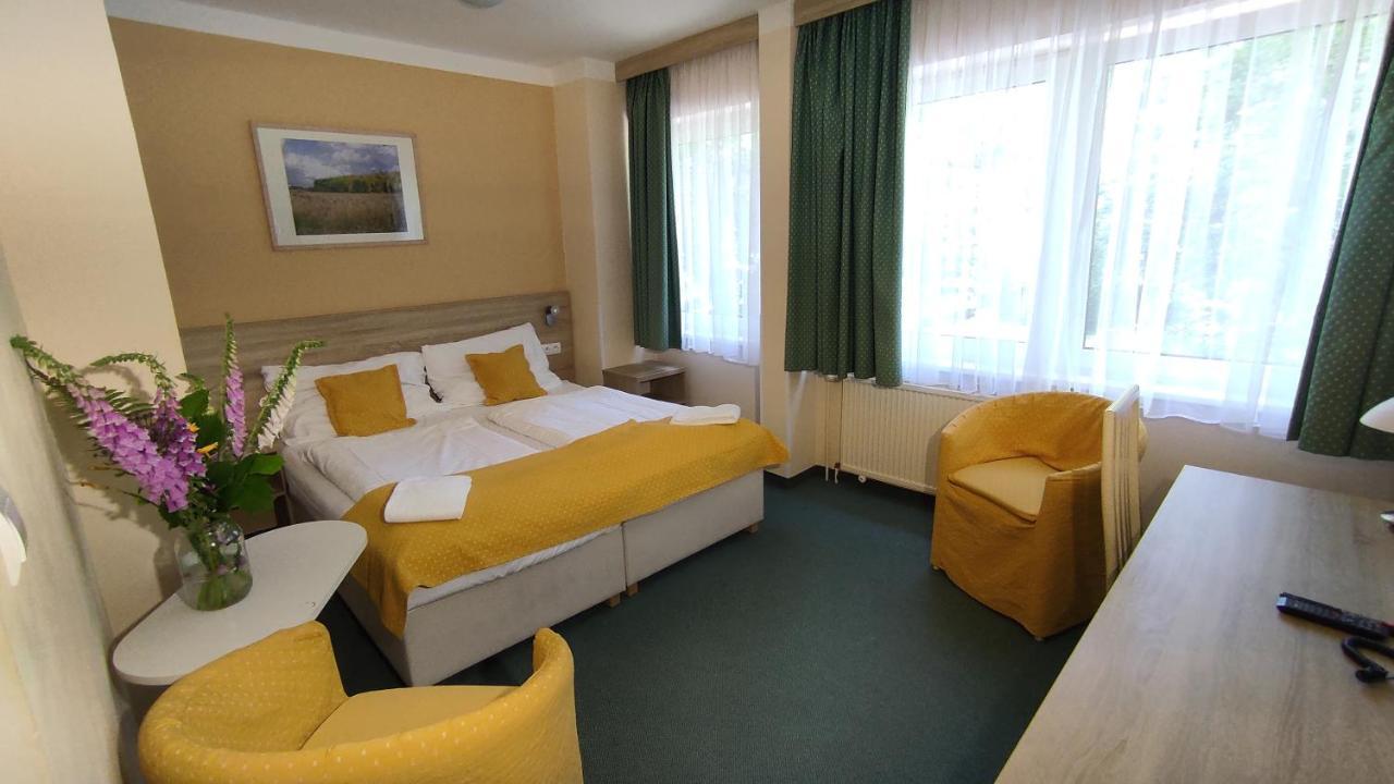 Parkhotel Sokolov Ngoại thất bức ảnh